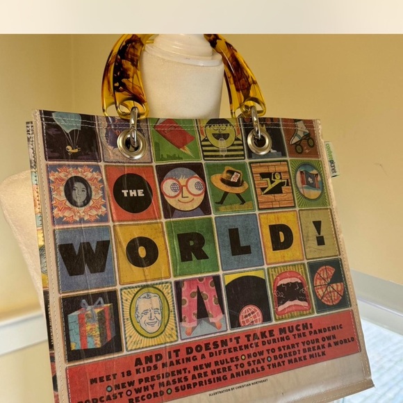 Graphic Tote Bag - Multicolor - Picture 3 of 4